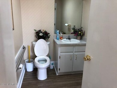 445 Western Blvd, Jacksonville, NC 28546 - photo 6