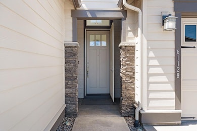 61128 SE Stari Most Loop, Bend, OR 97702 - photo 4