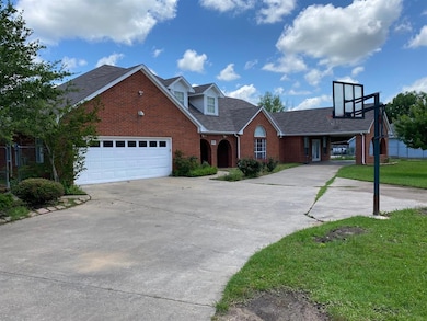 2412 Chickering Rd, Cleburne, TX 76031 - photo 6