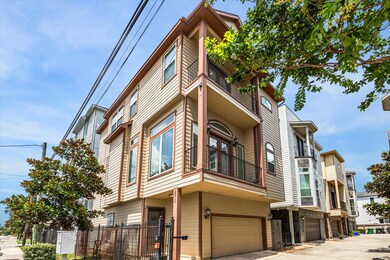 Two nice balconies on the front - 1 off the living