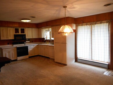Kitchen/Dining