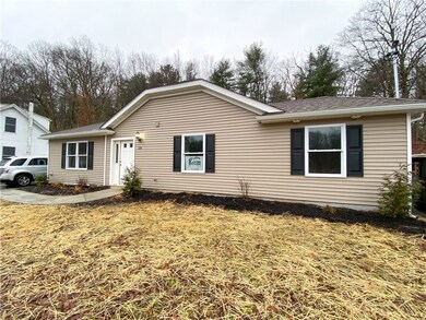 28 Farnum Pike, Smithfield, RI 02917 - photo 4