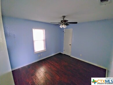 1017 N 4th St, Copperas Cove, TX 76522 - photo 5