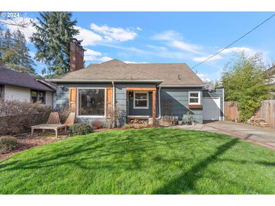 145 NE Holland St, Portland, OR 97211 - photo 2