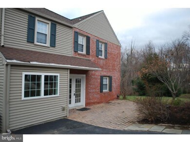 102 Hill Side Cir, Villanova, PA 19085 - photo 3