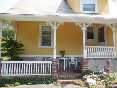 154 Apremont Hwy, Holyoke, MA 01040 - photo 5