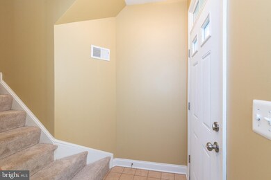 9123 Marlove Oaks Ln, Owings Mills, MD 21117 - photo 4