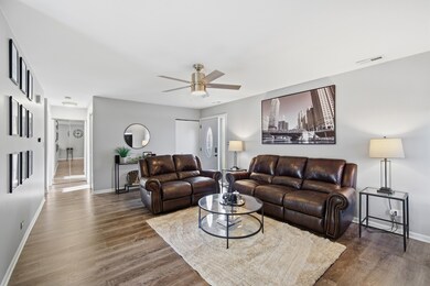 1288 N Whitewater Ln unit 112, Palatine, IL 60074 - photo 4