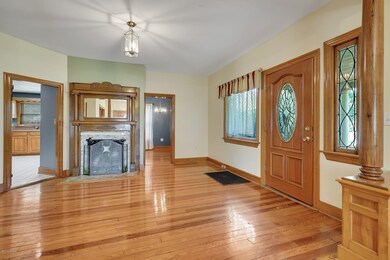 209 E High St, Milford, PA 18337 - photo 6