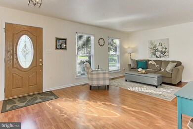 2322 Archdale Rd, Reston, VA 20191 - photo 5