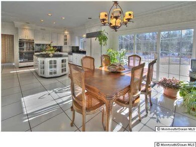 9 Round Hill Ct, Colts Neck, NJ 07722 - photo 3