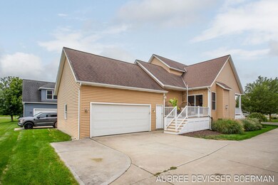 38-web-or-mls-30-knollwood-pkwy