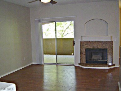 8720 Red Brook Dr unit 203, Las Vegas, NV 89128 - photo 4