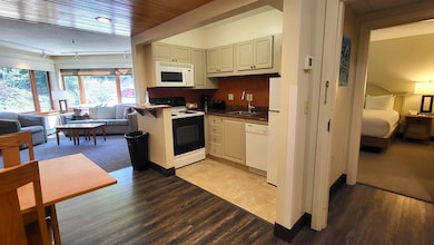 90 Loon Mountain Rd unit 1201D, Lincoln, NH 03251 - photo 5