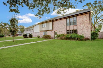 5007 Bayou Vista Dr, Houston, TX 77091 - photo 2
