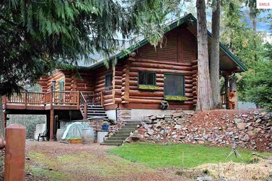 Hand Scribed log home