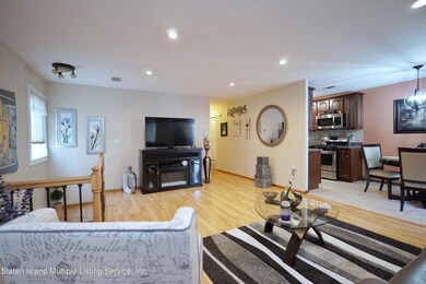 615 Correll Ave unit 164, Staten Island, NY 10309 - photo 5