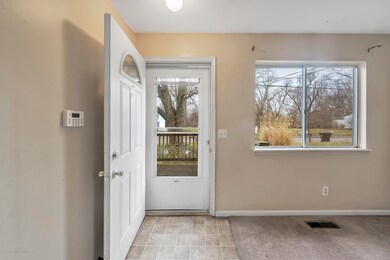 06_2720TaylorStWindowStillRealEstatePhot