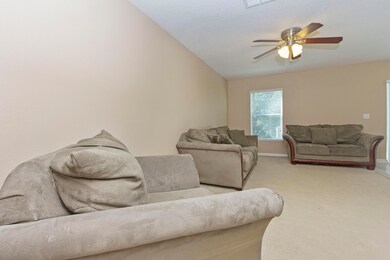 10511 Maidstone Cove Dr, Jacksonville, FL 32218 - photo 3