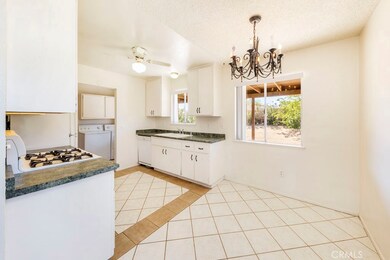 61909 Grand View Cir, Joshua Tree, CA 92252 - photo 4