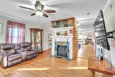 10565_Callands_Rd_Callands_VA_24530_USA-