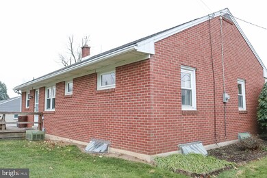 960 S Harrison St, Palmyra, PA 17078 - photo 5