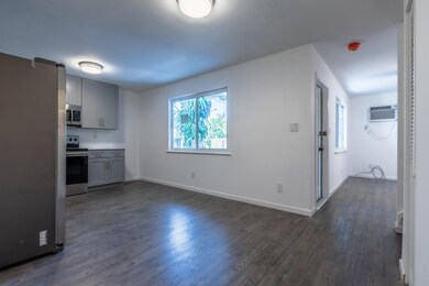 3326 Duck Avenue 07
