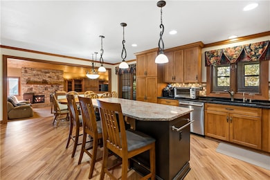 191 Meadowfield Ln, Clairton, PA 15025 - photo 6