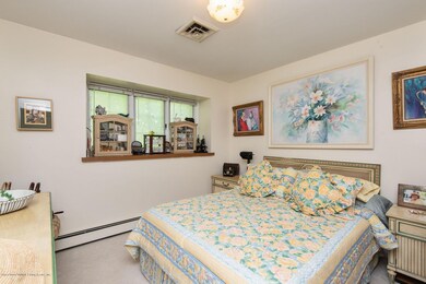 70 Merrick ave 24