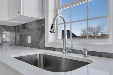 10 Anthony Ave unit 2, Providence, RI 02907 - photo 6