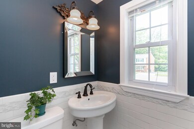 4921 Jackson Dr, Brookhaven, PA 19015 - photo 3