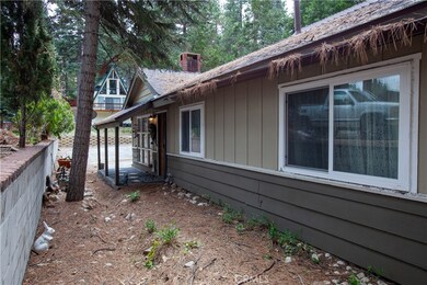 31510 Overhill Dr, Running Springs, CA 92382 - photo 3