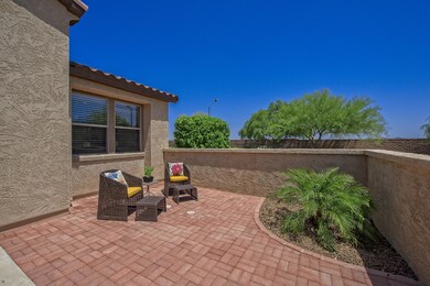 003_Front Patio