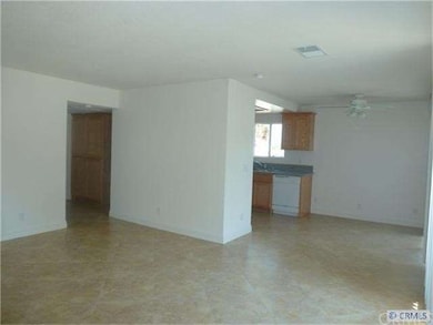 OPEN FLOORPLAN FEATURES ALL NEW PORCELAIN TILE FLO