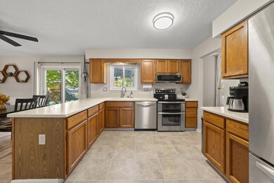 2053 Stancrest Rd, Dublin, OH 43016 - photo 4