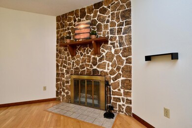 2187 Clinton Dr, Winona, MN 55987 - photo 6