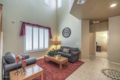 Living Room (3)-SMALL