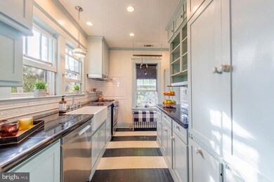 222 Locust St, Warrenton, VA 20186 - photo 3