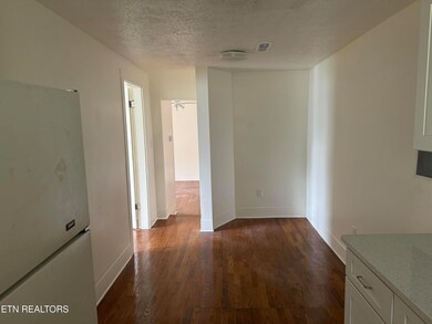 125 Stanley Ave, Maryville, TN 37803 - photo 4