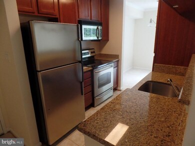 15548 Horseshoe Ln, Woodbridge, VA 22191 - photo 4