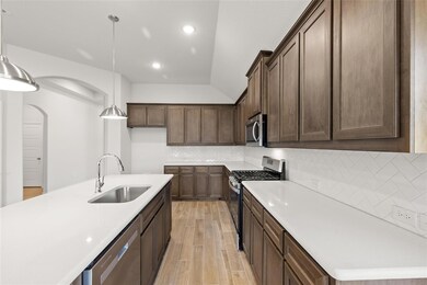 7856 Barley Field St, Joshua, TX 76058 - photo 5