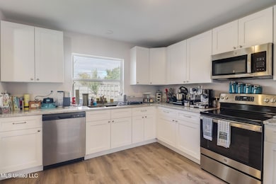 2082 Juniper Dr, Biloxi, MS 39532 - photo 7