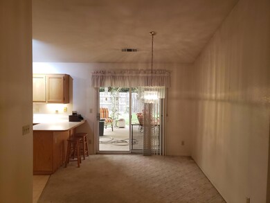 2814 Tropicana Ct, Redding, CA 96003 - photo 4