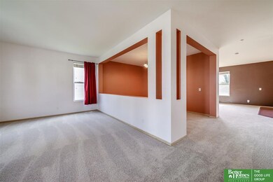 2107 S River Rock Dr, Papillion, NE 68046 - photo 7