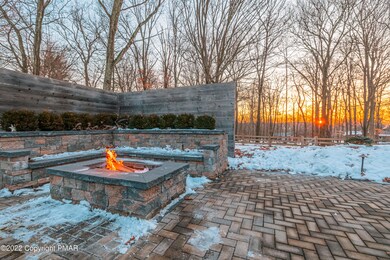 266 Oak Ln, Cresco, PA 18326 - photo 3