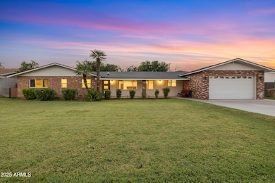 7801 N 16th Ln, Phoenix, AZ 85021 - photo 2