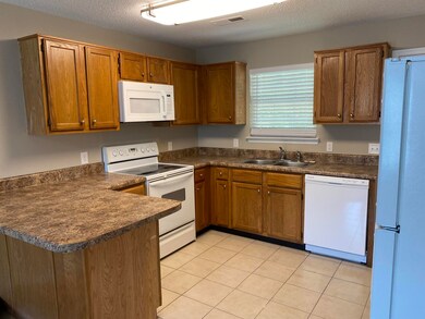 125 Shadowrock Dr, Tunnel Hill, GA 30755 - photo 3