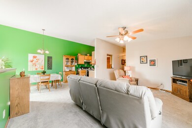 1887 Kerrybrook Ct unit 1, Sycamore, IL 60178 - photo 2