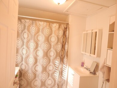 102 Tremont St, Fall River, MA 02720 - photo 7