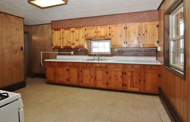 850 Fourth Ave, Berlin, NH 03570 - photo 3